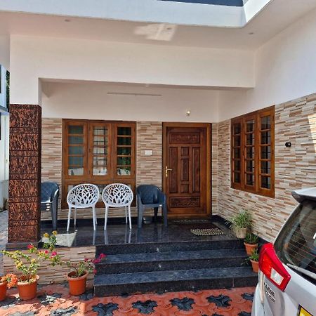 Ashvis Cottage Теккади Экстерьер фото