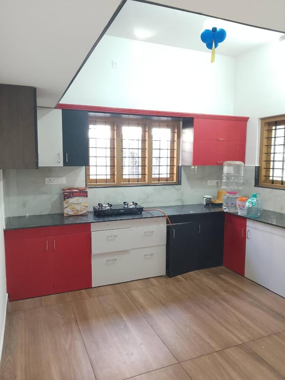 Ashvis Cottage Теккади Экстерьер фото